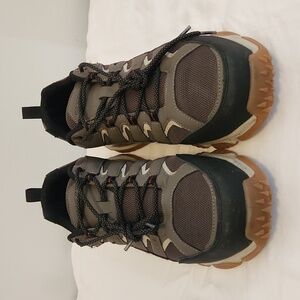 Sketchers Goodyear steeltoe work shoes